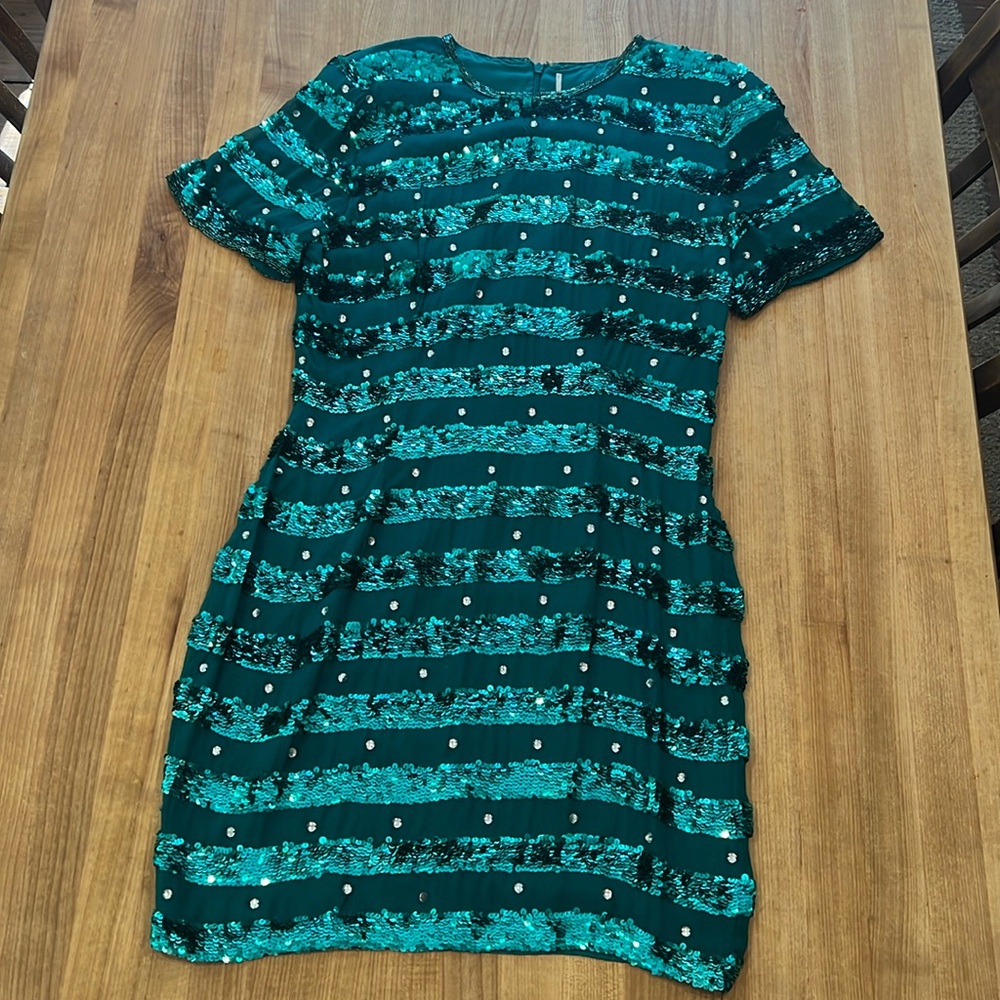 Emerald Green Sequined Short Sleeve Dress 100% Silk